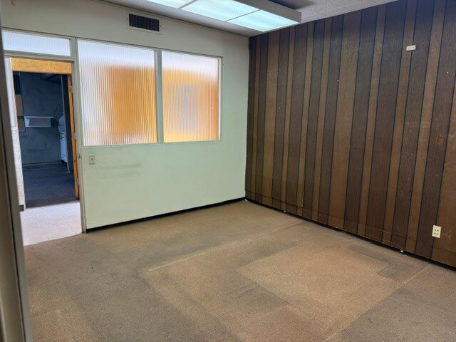 More Photos Of 222 Minner Ave, Bakersfield Medical For Sale