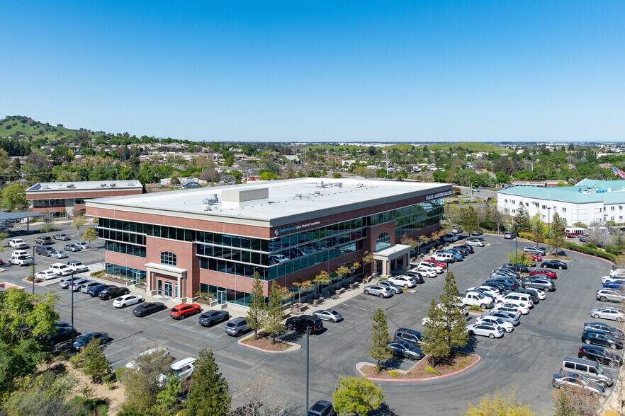 More Photos Of 770 Mason St, Vacaville Medical For Lease