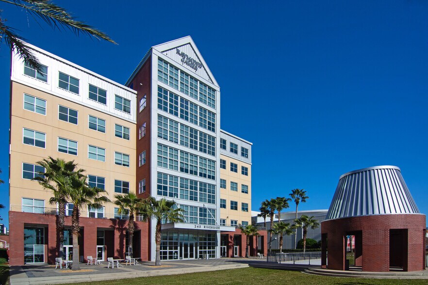 More Photos Of 245 Riverside Ave, Jacksonville Office For Lease