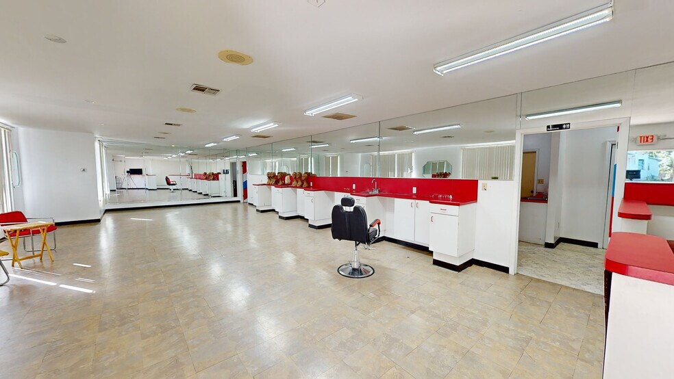 More Photos Of 1200 W Gadsden St, Pensacola Freestanding For Lease