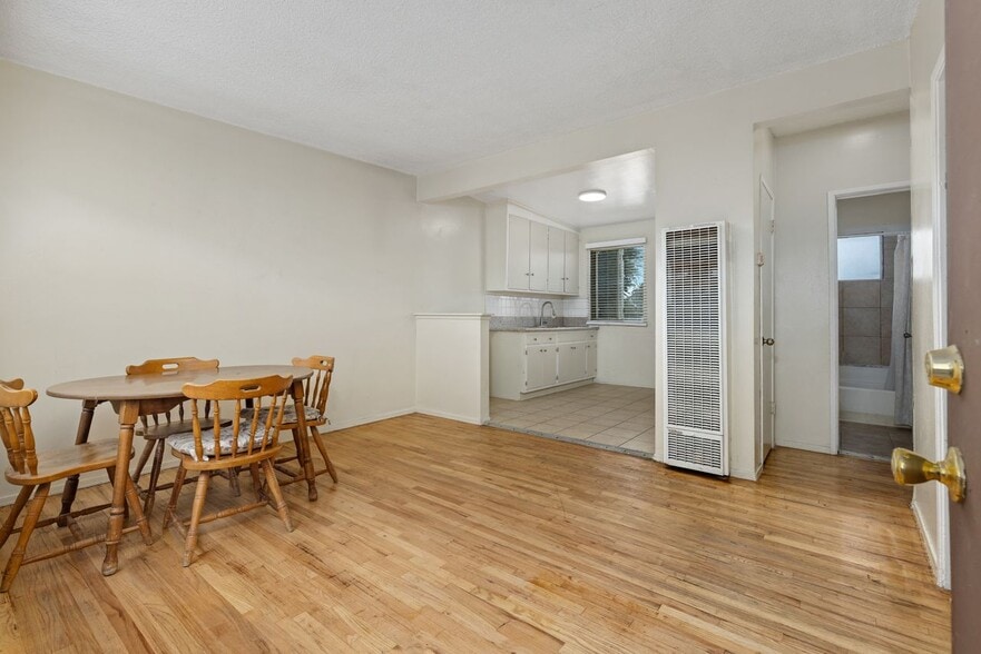 More Photos Of 2321 3rd Ave, Los Angeles Apartments For Sale
