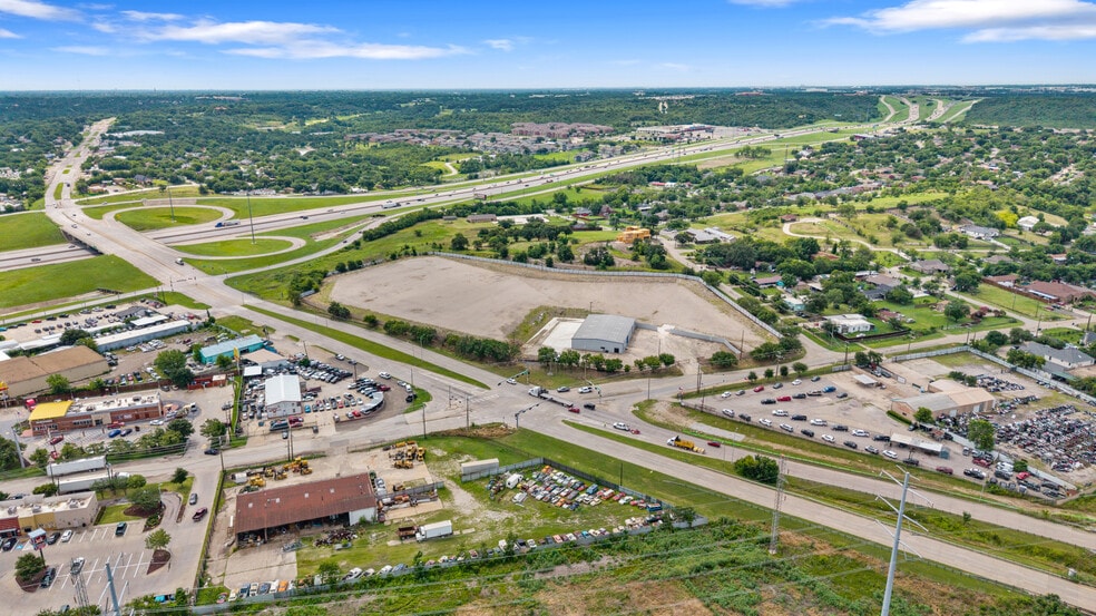 More Photos Of 5956 W Jefferson Blvd, Dallas Distribution For Lease