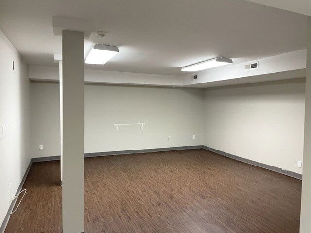 More Photos Of 138 S Cherry St, Winston-Salem Office For Lease