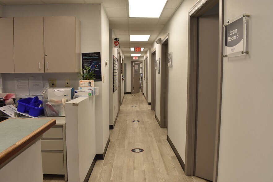 More Photos Of 340 Eisenhower Dr, Savannah Medical For Sale