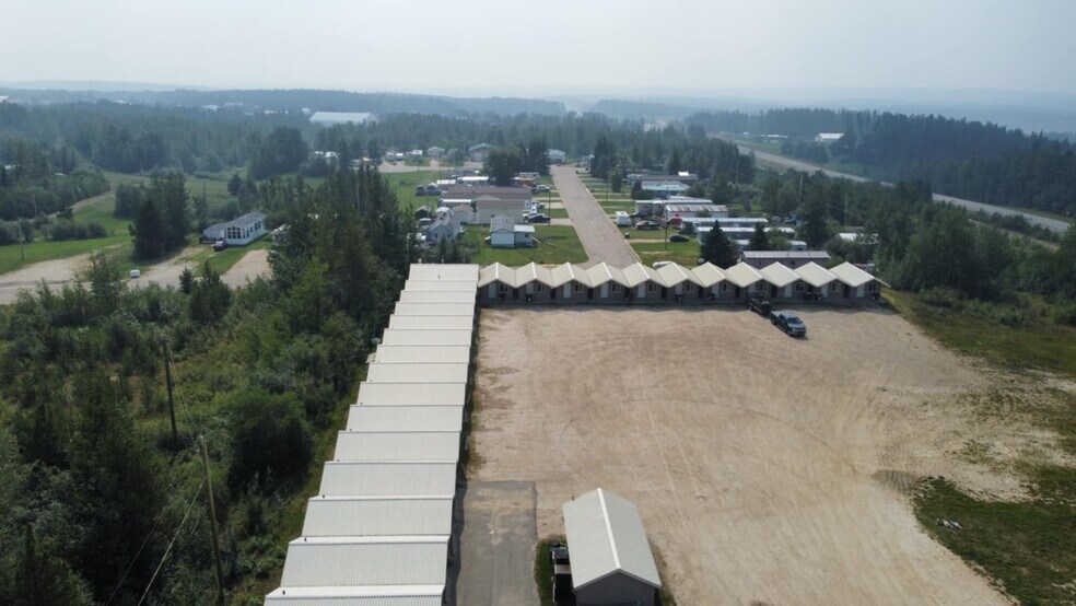 More Photos Of 5125 North Avenue ave, Swan Hills Hotel For Sale