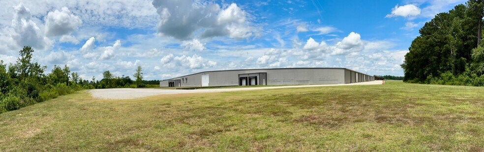 More Photos Of 847 W Main St, Lake City Warehouse For Lease