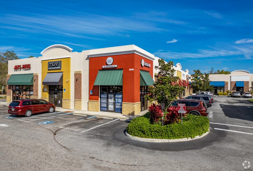 Primary Photo Of 5045 Fruitville Rd, Sarasota General Retail For Lease