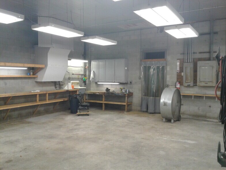 More Photos Of 4513 Lenox Ave, Jacksonville Service For Lease