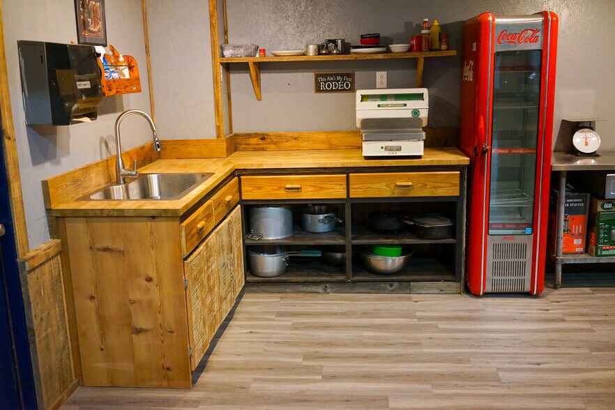 More Photos Of 723 FM 2926, Baird Land For Sale