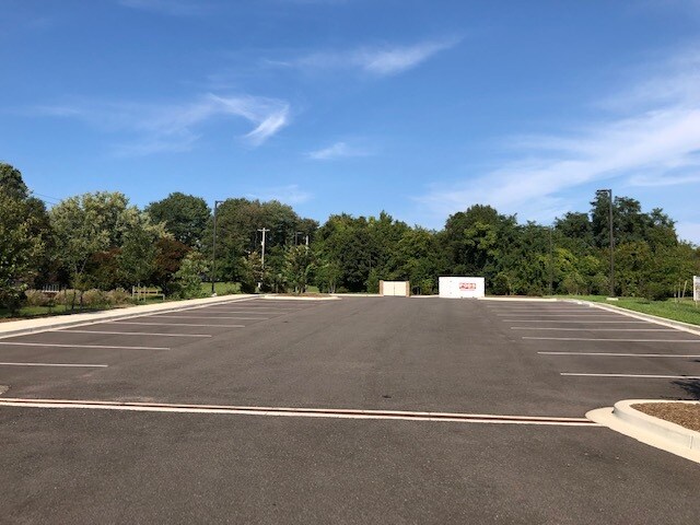 More Photos Of 3240 Ferry Landing Rd, Dunkirk Office For Lease