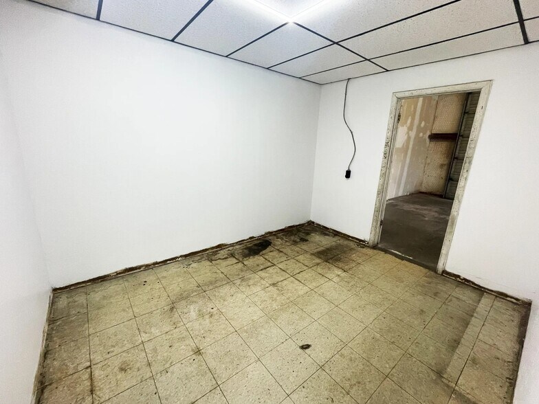 More Photos Of 4525 Maverick St, Amarillo Warehouse For Lease