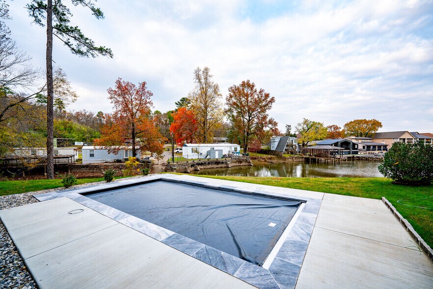 More Photos Of 215 Wayward Winds Rd, Hot Springs National Park Apartments For Sale