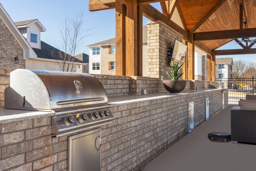 More Photos Of 617 Spallone Blvd, Springdale Apartments For Sale