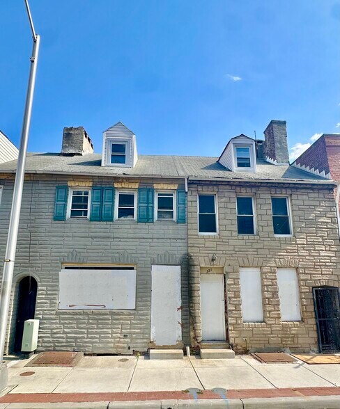 More Photos Of 319 S Central Ave, Baltimore Storefront Retail Residential For Sale