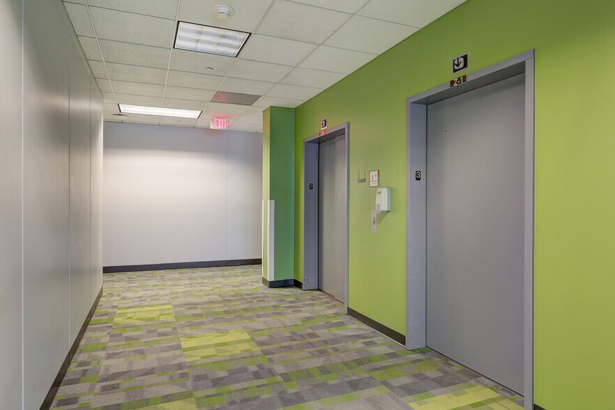 More Photos Of 225 Phillips Blvd, Ewing Flex For Sale