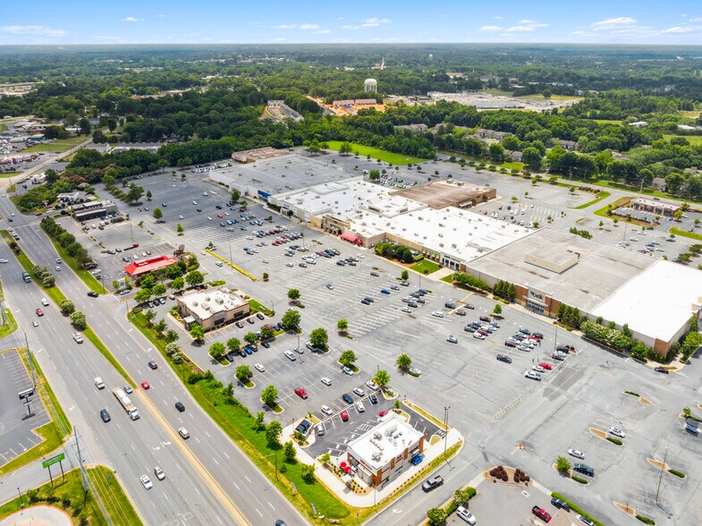 More Photos Of 2121 W Roosevelt Blvd, Monroe Fast Food For Sale