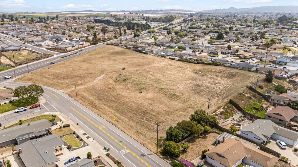 More Photos Of 400 Waller, Santa Maria Land For Sale
