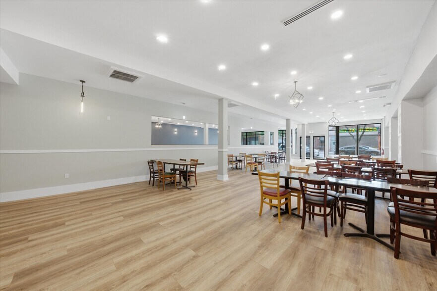 More Photos Of 2548 W 59th St, Chicago Storefront For Sale