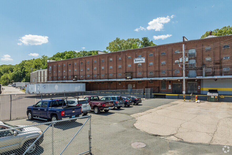 Primary Photo Of 50 Industrial Cir, Lincoln Manufacturing For Lease
