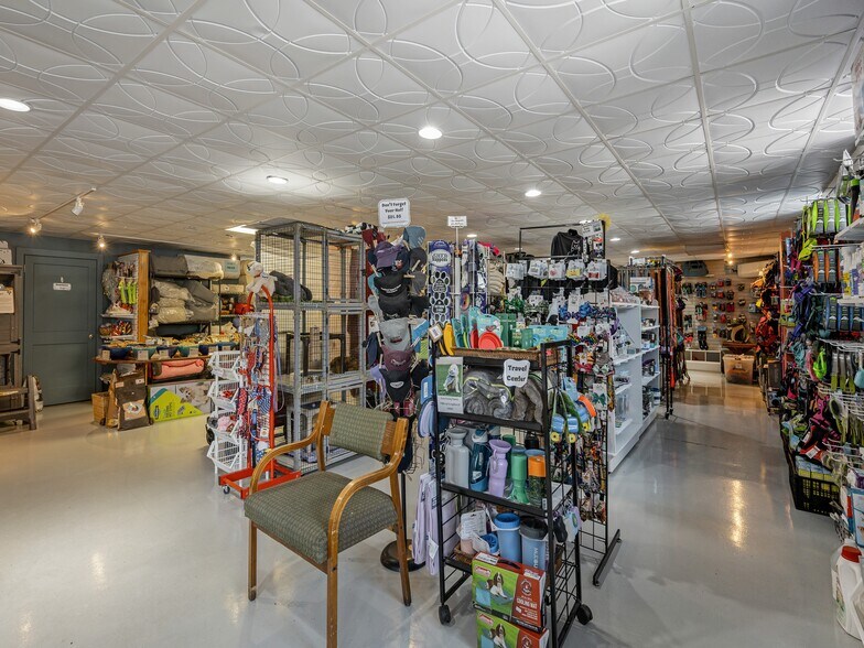 More Photos Of 44 Church St, Waynesville Storefront Retail Residential For Sale