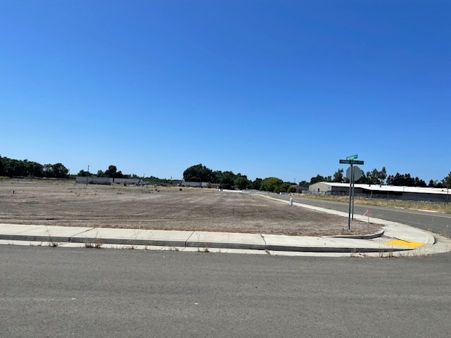 More Photos Of Independence Pl @ West Liberty Road, Gridley Land For Sale