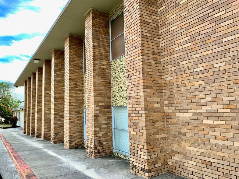 More Photos Of 5703 Blanco Rd, San Antonio Schools For Sale