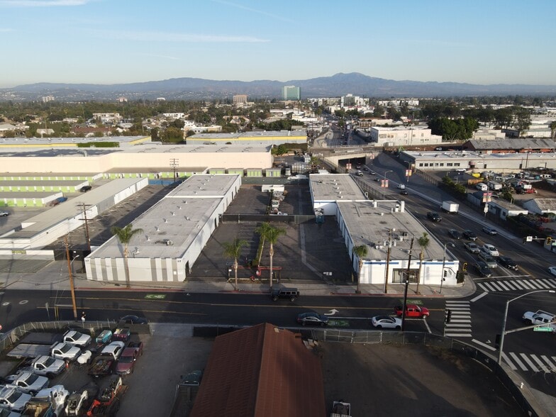 More Photos Of 115-117 N Standard Ave, Santa Ana Warehouse For Lease