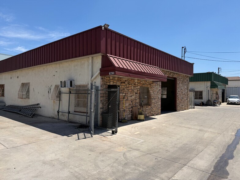 Primary Photo Of 9408-9416 Gildley St, Temple City Warehouse For Lease