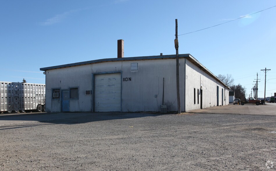 Primary Photo Of 7215 SW Topeka Blvd, Topeka Warehouse For Lease