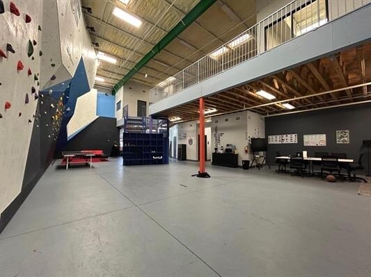 More Photos Of 8218 Casa Verde Rd, Laredo Office For Sale