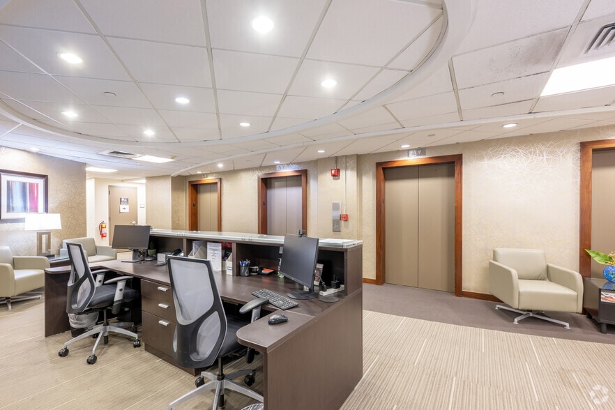 More Photos Of 10 Dorrance St, Providence Coworking Space