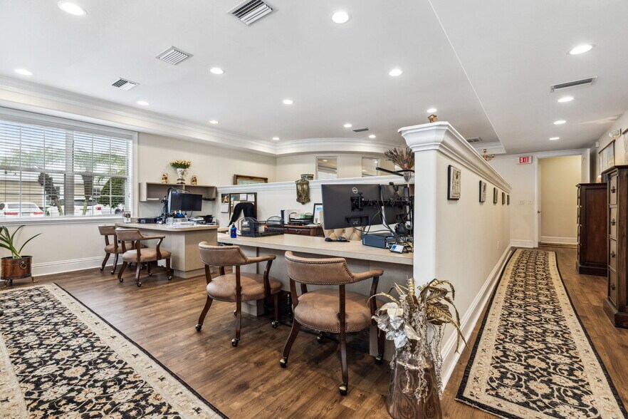 More Photos Of 18936 Dale Mabry Hwy N, Lutz Medical For Lease