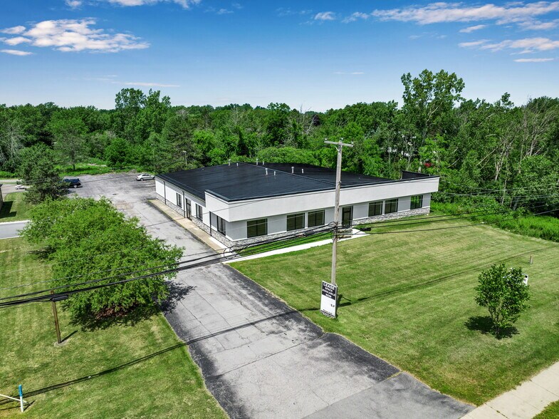 More Photos Of 3310 Southwestern Blvd, Orchard Park Freestanding For Lease