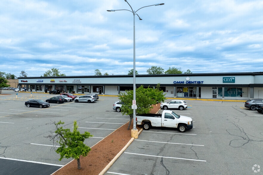 More Photos Of 1-11 Highland Ave, Malden Unknown For Lease