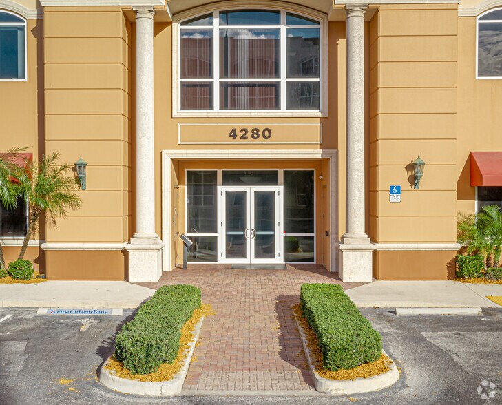 More Photos Of 4280 Professional Center Dr, Palm Beach Gardens Medical For Sale