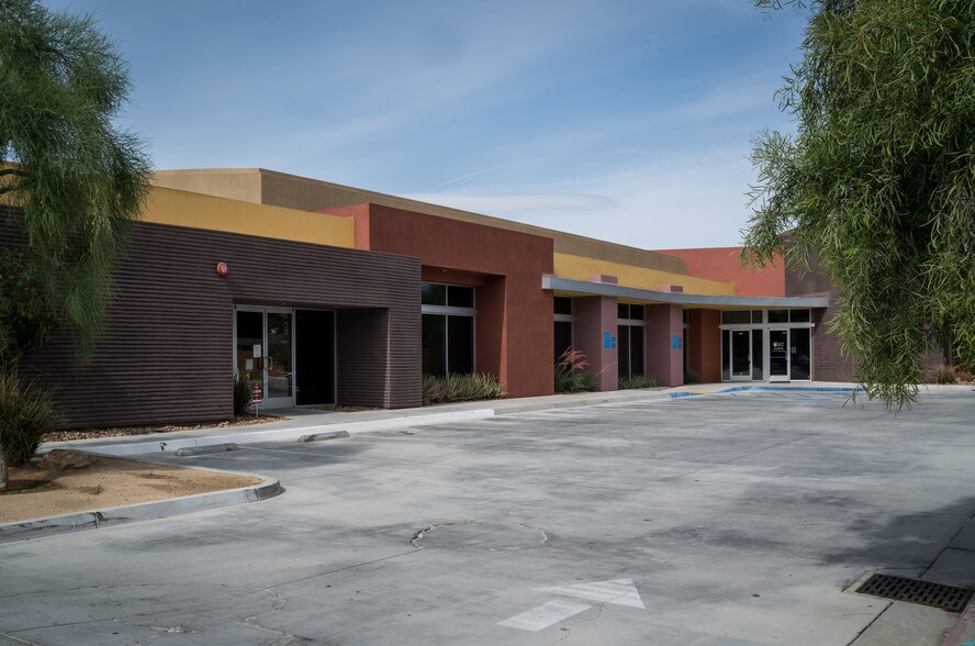 More Photos Of 73271 Fred Waring Dr, Palm Desert Medical For Lease