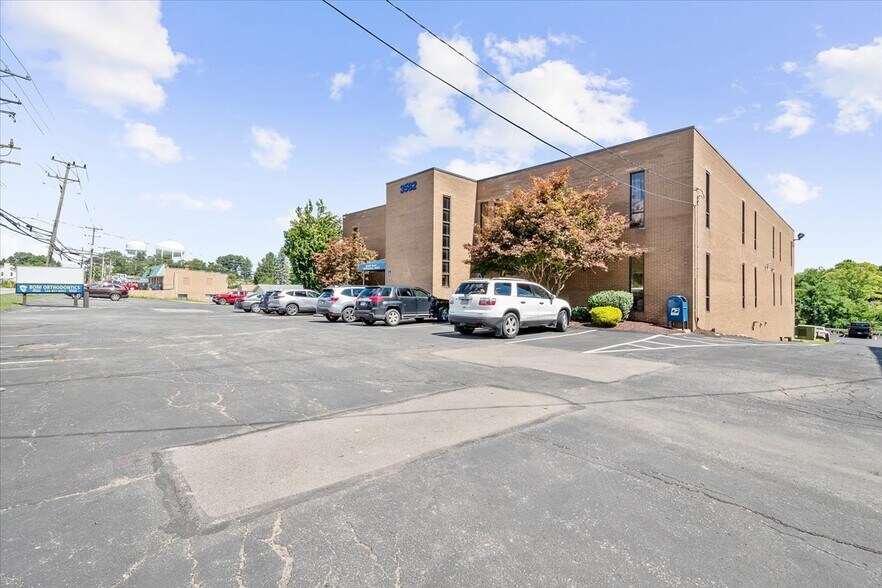 More Photos Of 3578 Brodhead Rd, Monaca Unknown For Lease