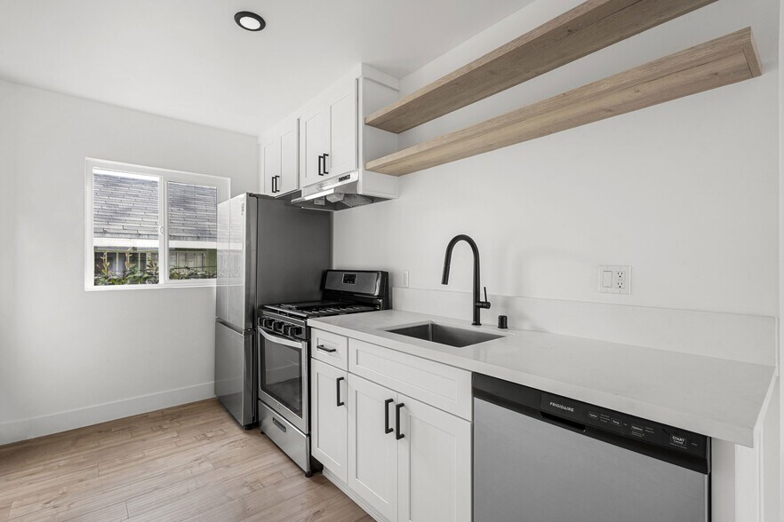 More Photos Of 1717-1725 Park Ave, Los Angeles Apartments For Sale