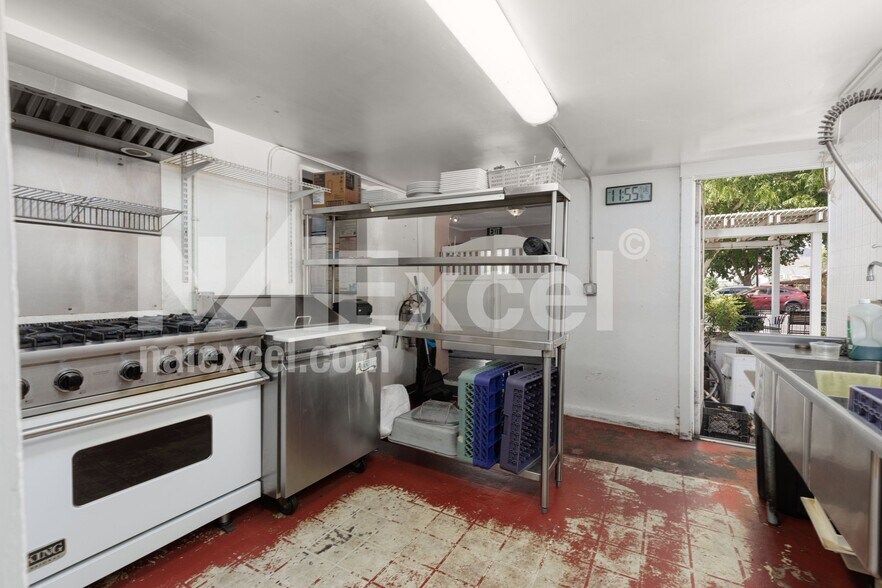More Photos Of 2862 Santa Clara Dr, Santa Clara Restaurant For Sale