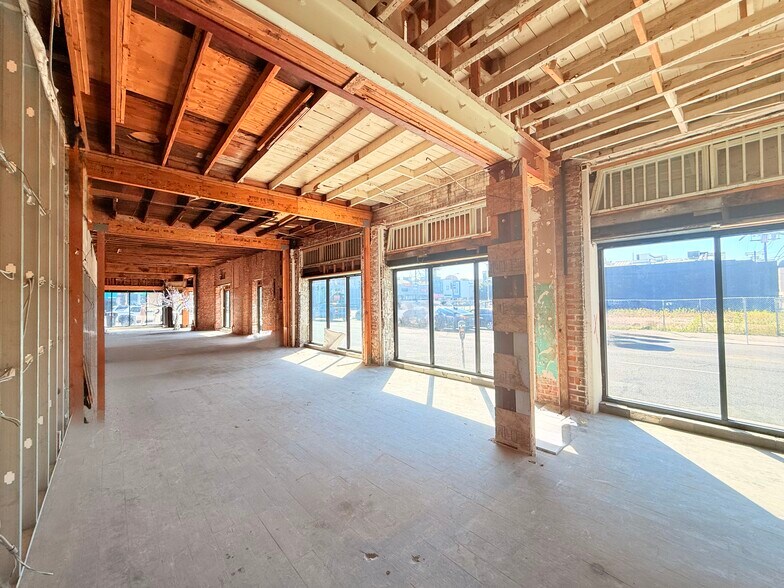 More Photos Of 463-467 S La Brea Ave, Los Angeles Storefront Retail Office For Sale