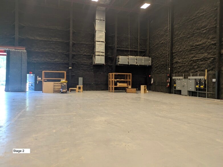More Photos Of 13701 Old Gentilly Road, New Orleans Industrial For Sale