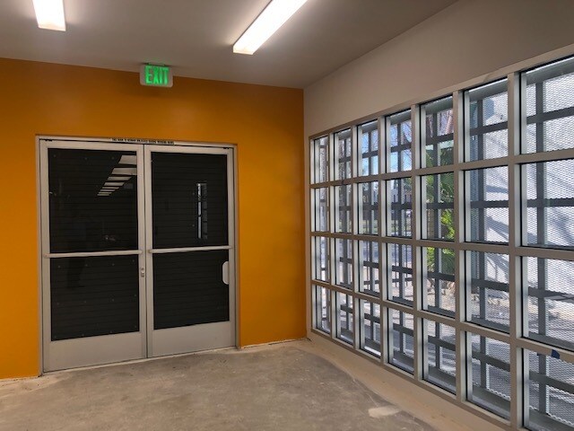 More Photos Of 558-568 N Towne Ave, Pomona Medical For Lease