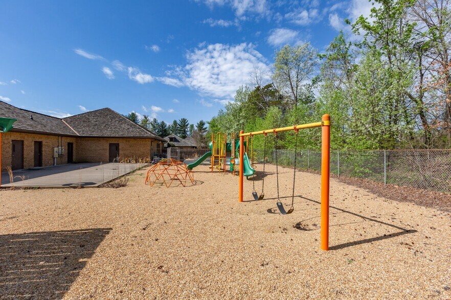 More Photos Of 415-416 Chatham Heights Rd, Fredericksburg Medical For Sale