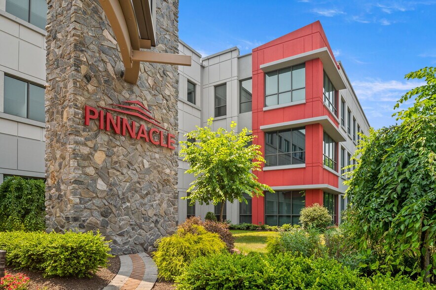 More Photos Of 1684 S Broad St, Lansdale Office For Lease