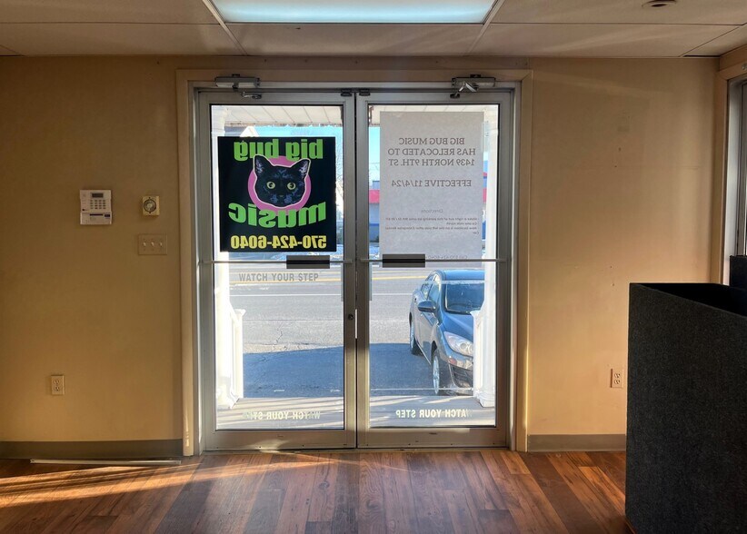 More Photos Of 930 N 9th St, Stroudsburg Storefront Retail Residential For Sale