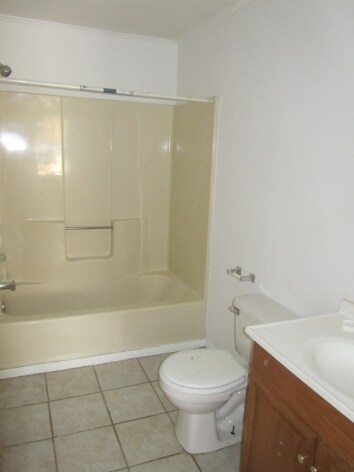 More Photos Of 104 Cherry Ann St, New Haven Multifamily For Sale