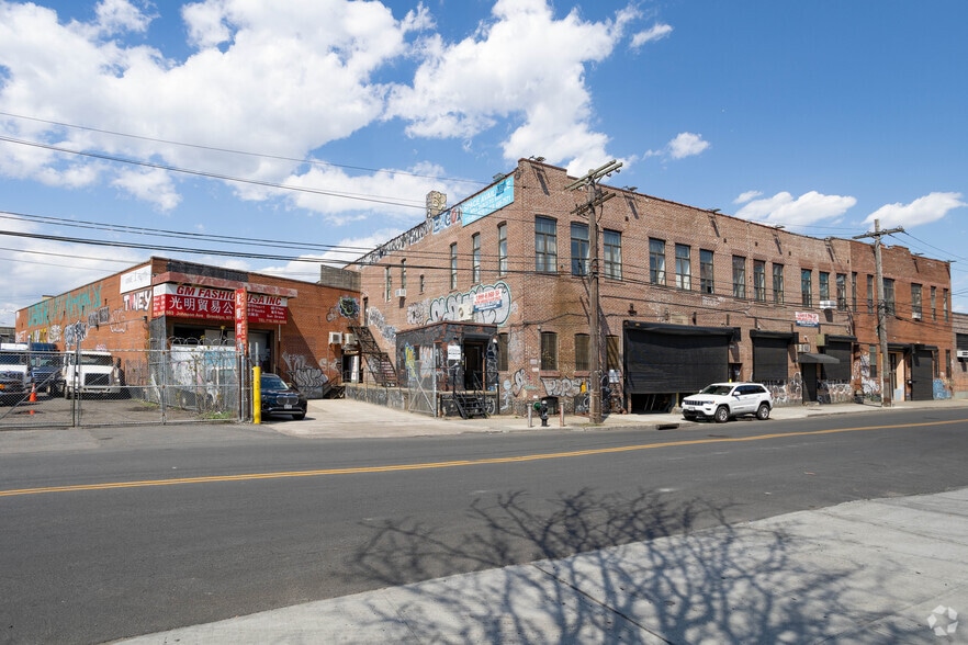 Primary Photo Of 503-517 Johnson Ave, Brooklyn Warehouse For Lease