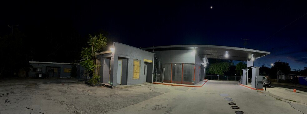 More Photos Of 1850 E Houston St, San Antonio Auto Repair For Lease