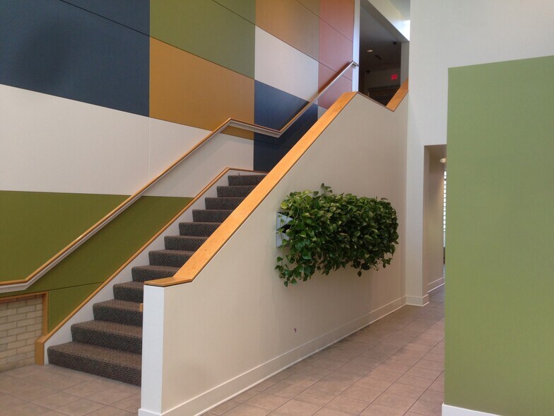 More Photos Of 3575 Moreau Ct, South Bend Medical For Lease