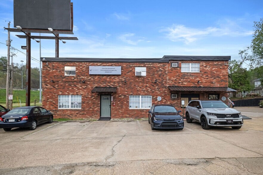 More Photos Of 1607 Bigley Ave, Charleston Apartments For Sale